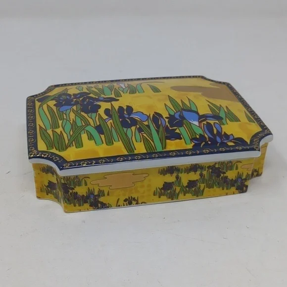Trinket Box Ceramic Cover Floral Purple Iris Enesco 1979 Jewelry Yellow Gold 6" - Picture 2 of 9